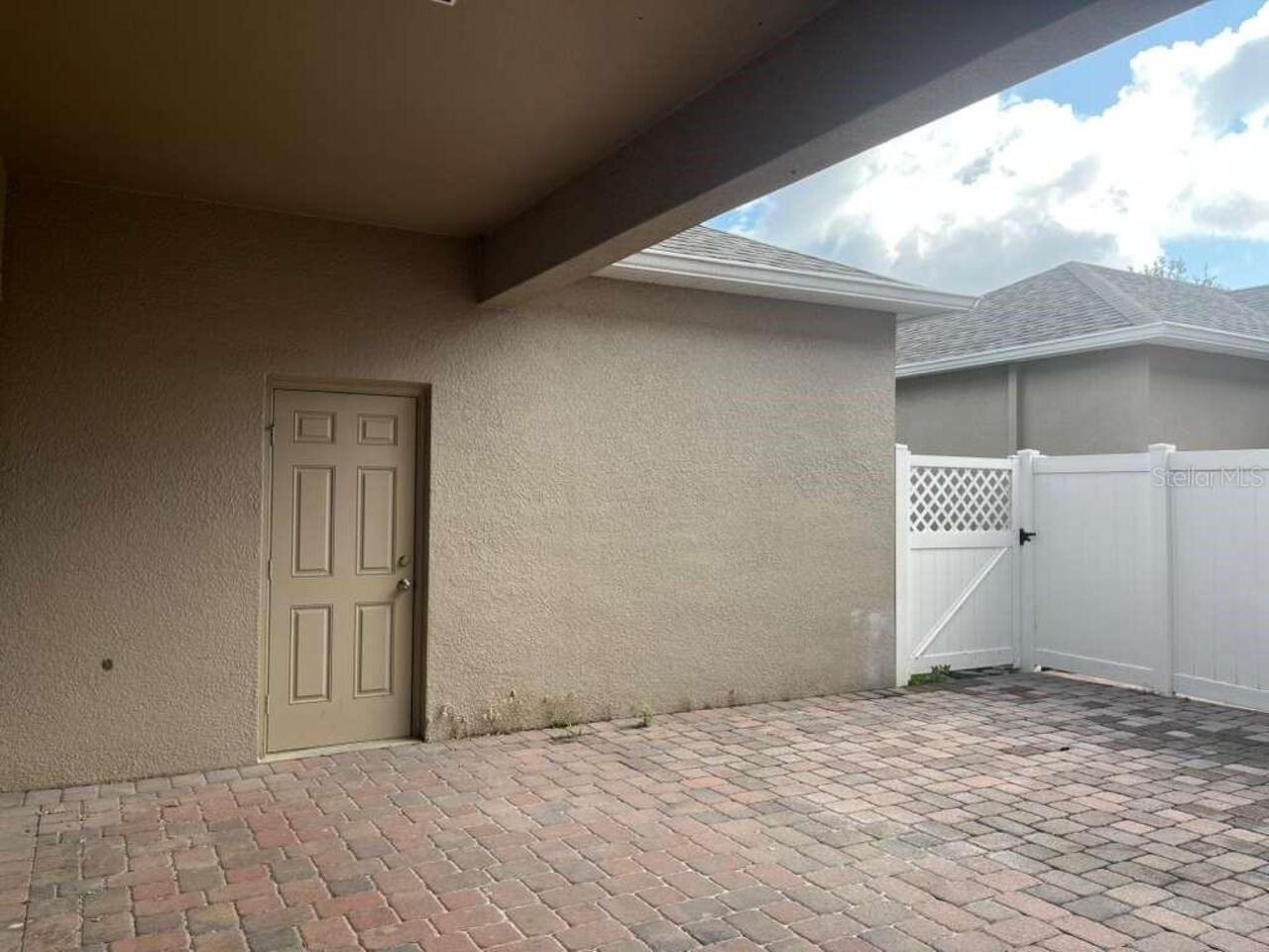 Listing Photo 16
