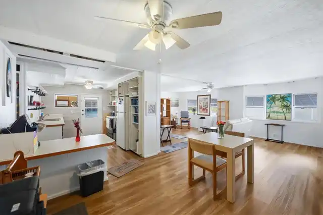 Listing Photo 15