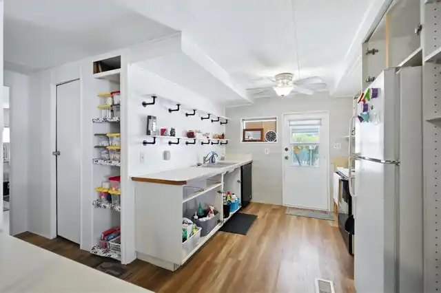 Listing Photo 17