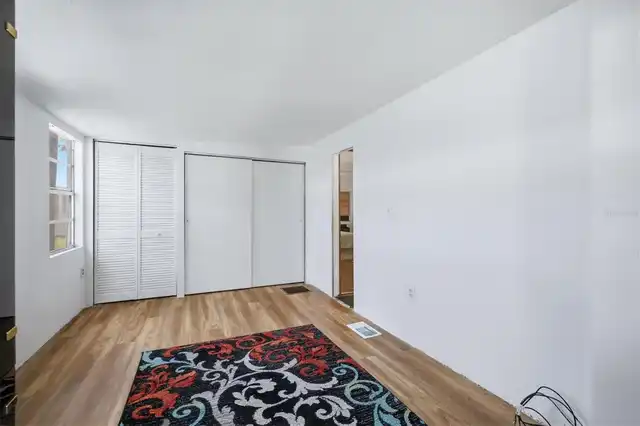 Listing Photo 28