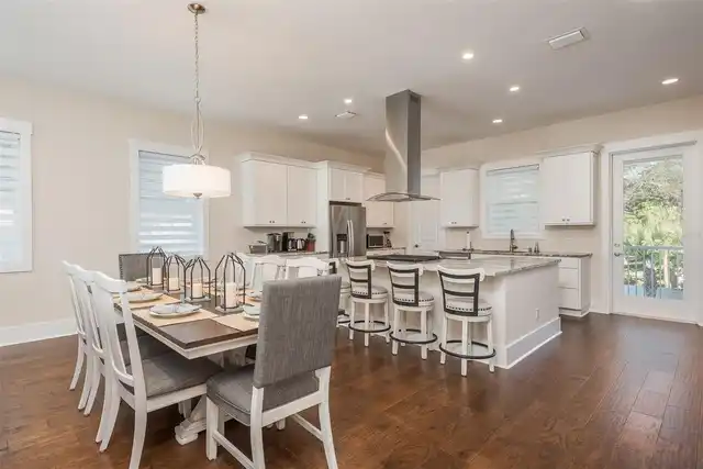 Listing Photo 8