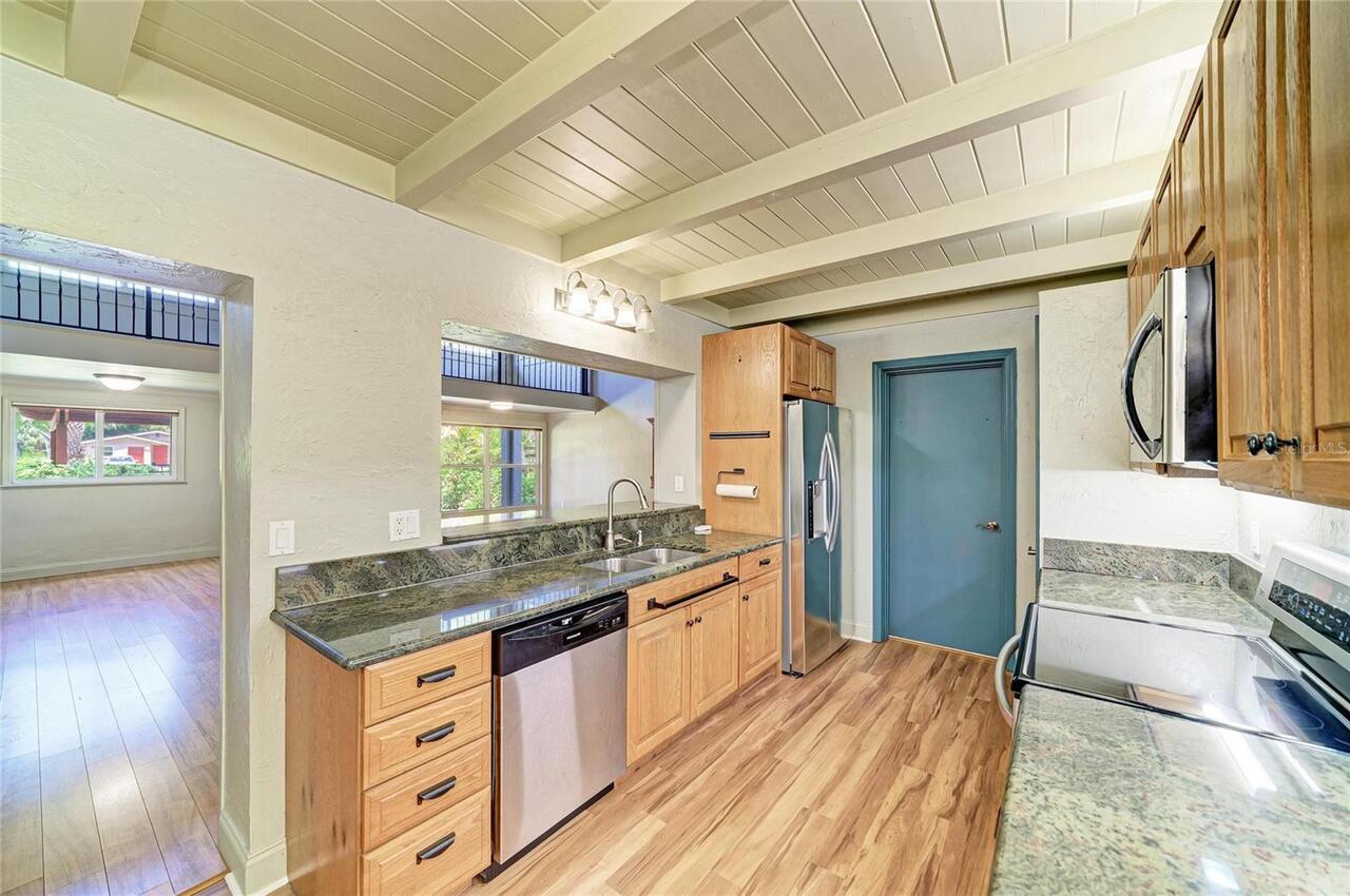 Listing Photo 19