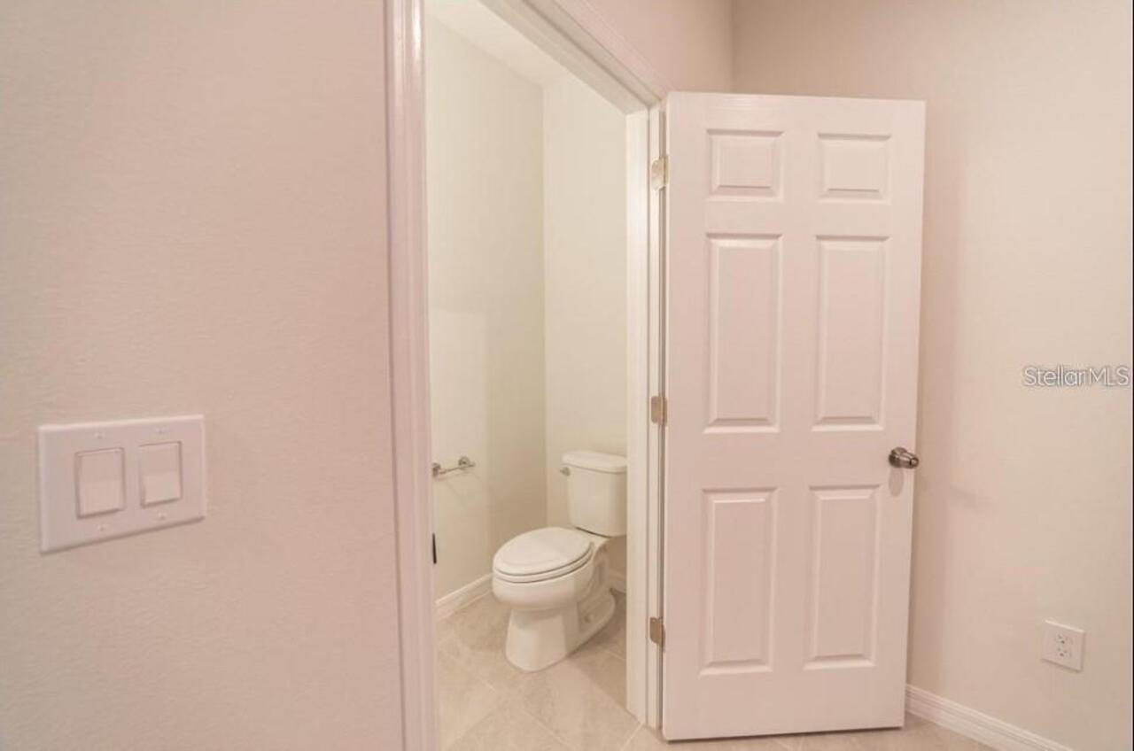 Listing Photo 10