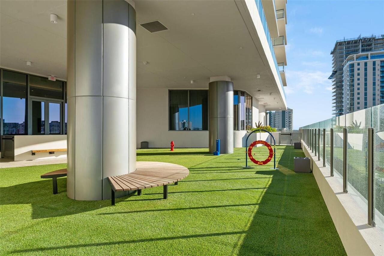 Listing Photo 11