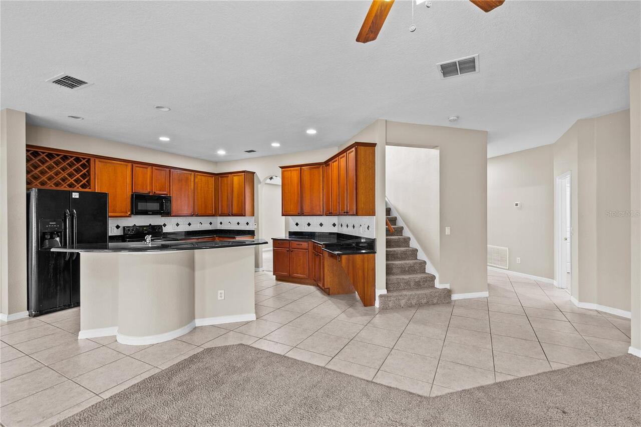 Listing Photo 10