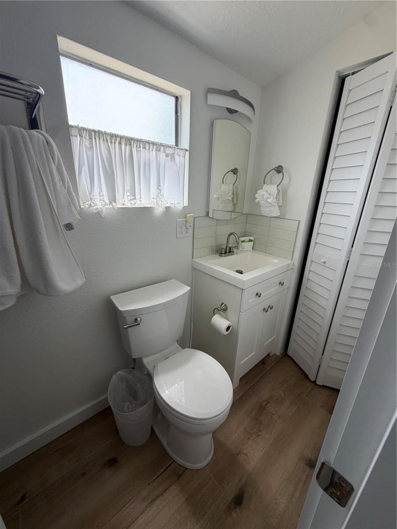 Listing Photo 15