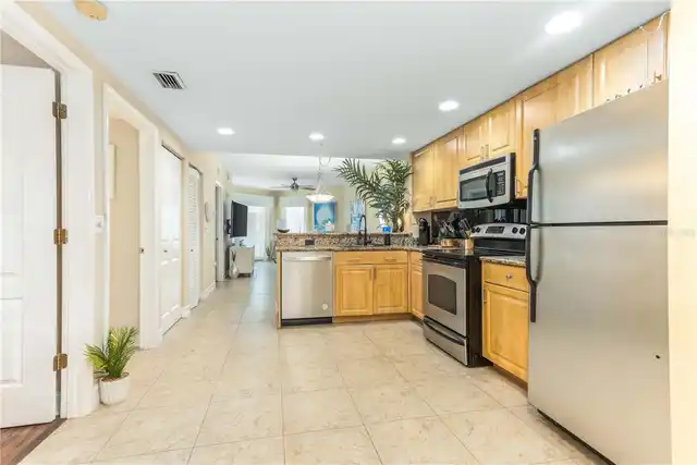 Listing Photo 19