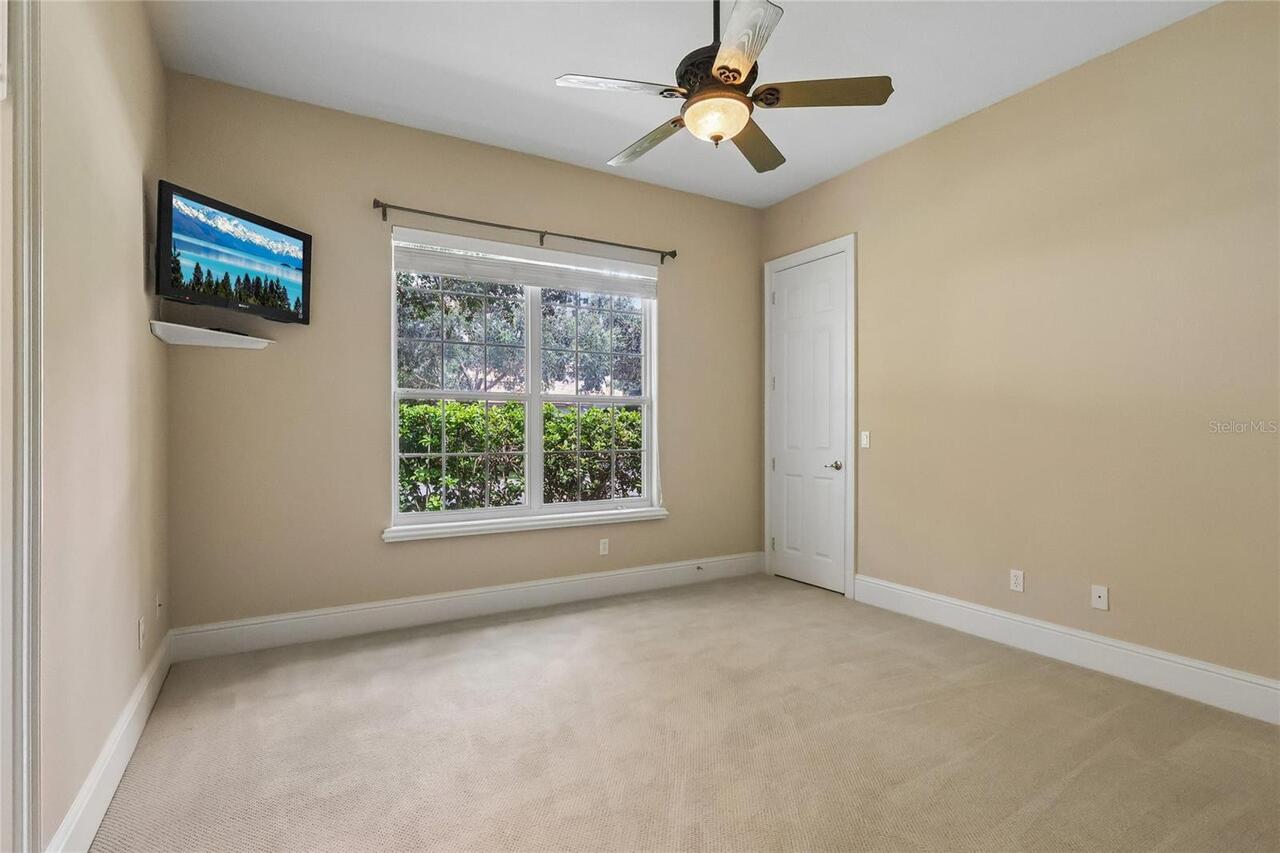 Listing Photo 33