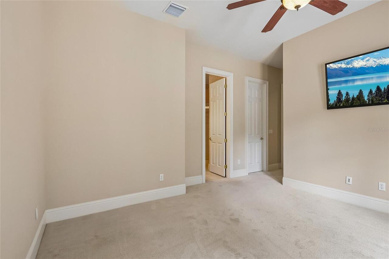 Listing Photo 37