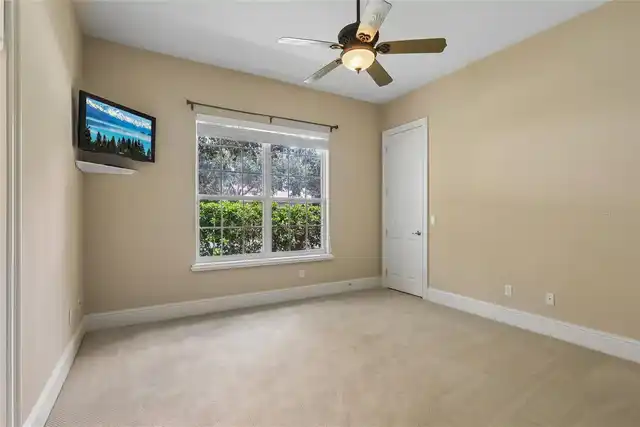 Listing Photo 33