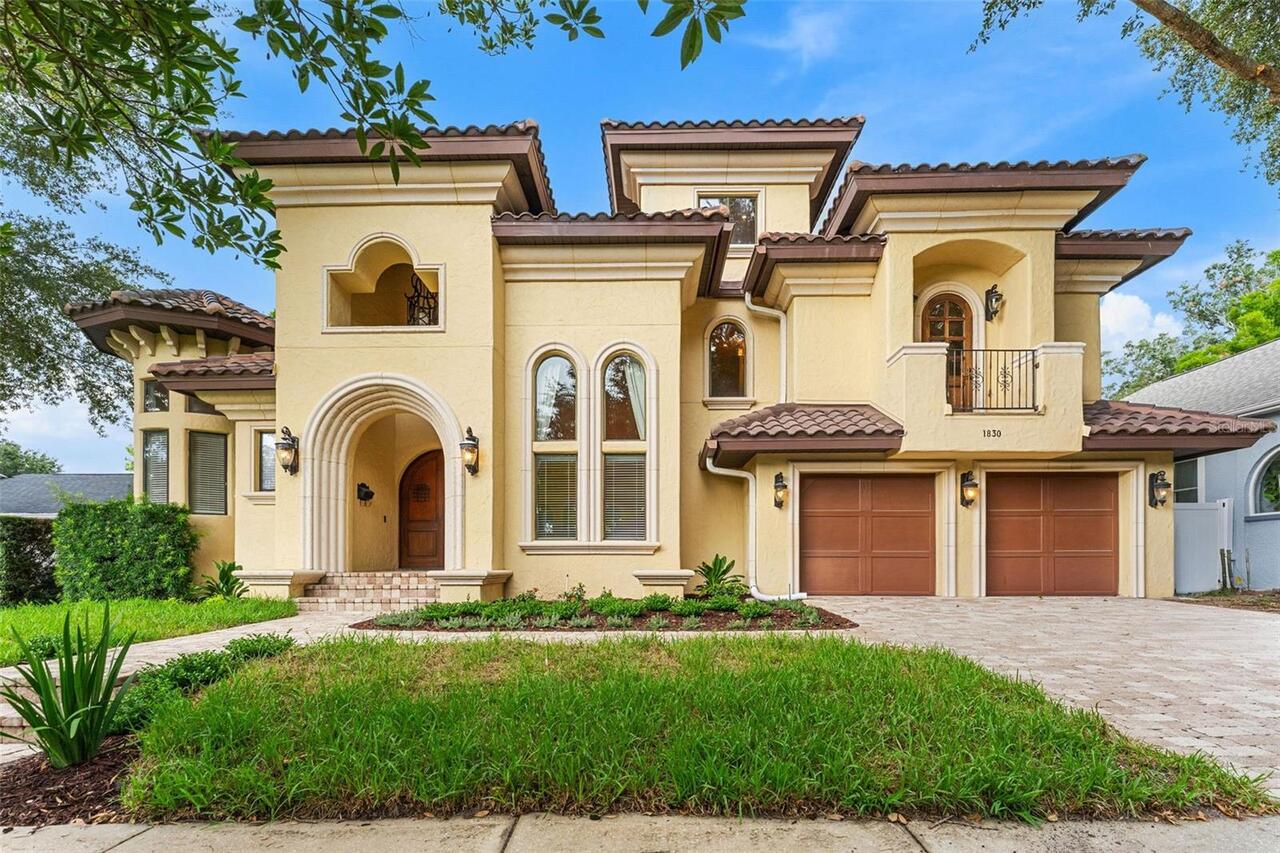4BR, Home, 5BA, $1,550,000
Read More