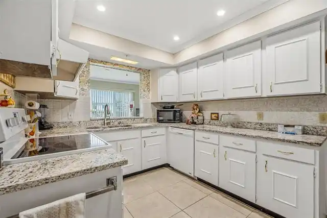 Listing Photo 13