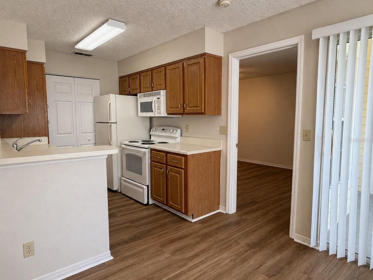 Listing Photo 7