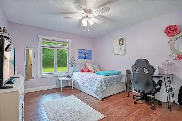 Listing Photo 23