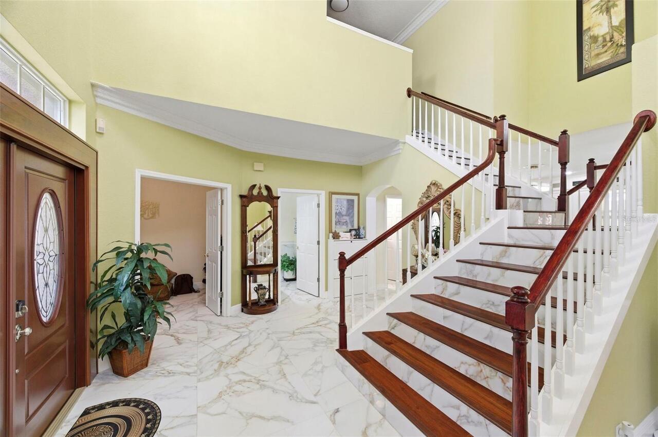 Listing Photo 12