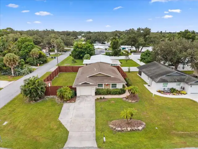 Listing Photo 37