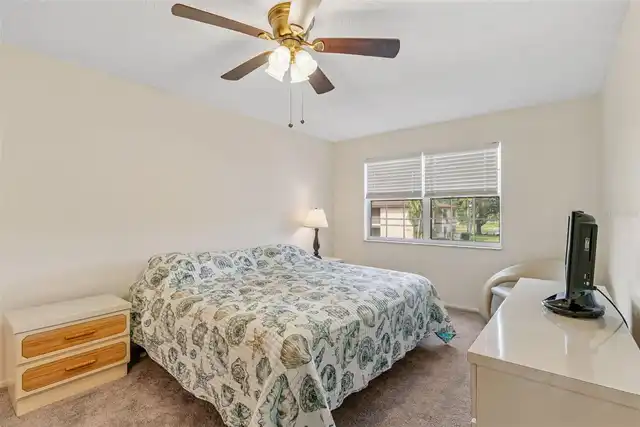 Listing Photo 20