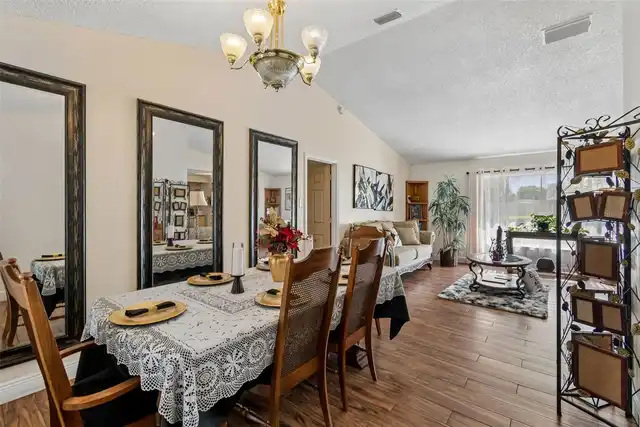 Listing Photo 22