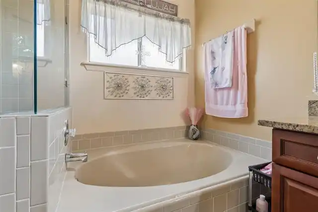 Listing Photo 33