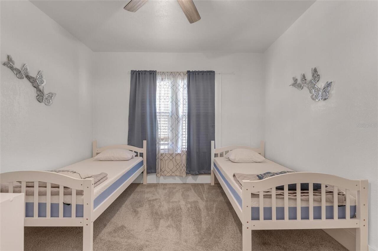 Listing Photo 17