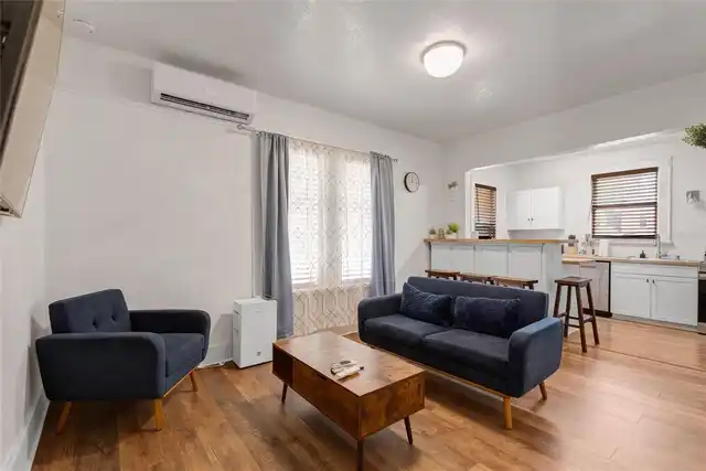 Listing Photo 14