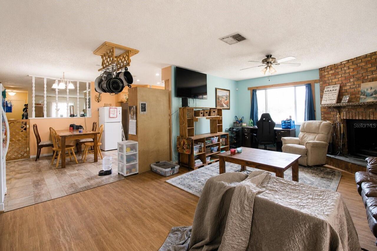 Listing Photo 18