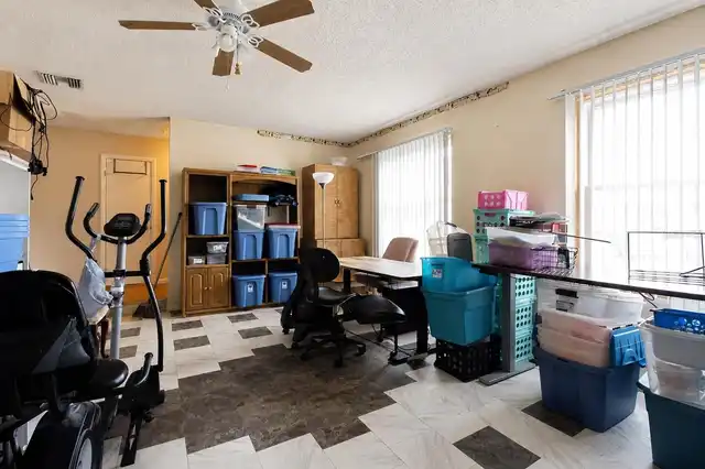 Listing Photo 6