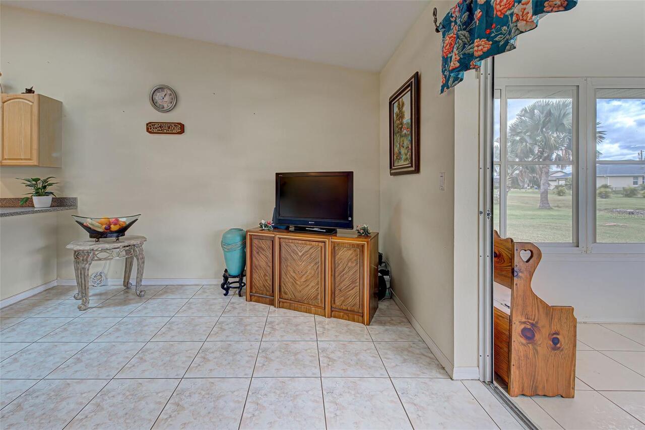 Listing Photo 16