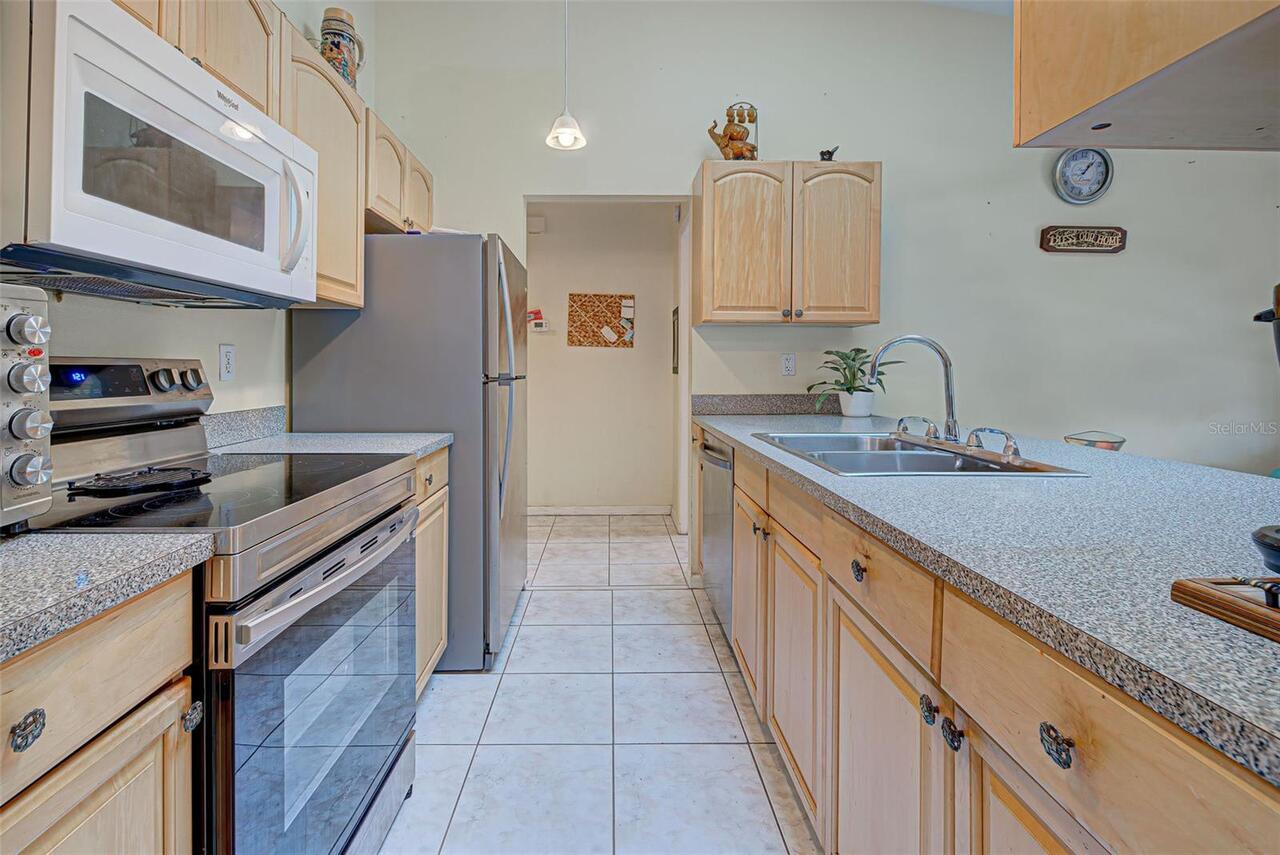 Listing Photo 17