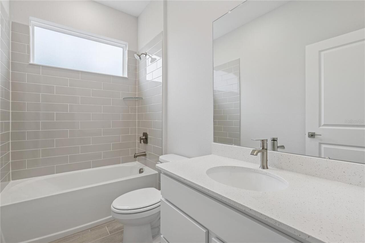 Listing Photo 12