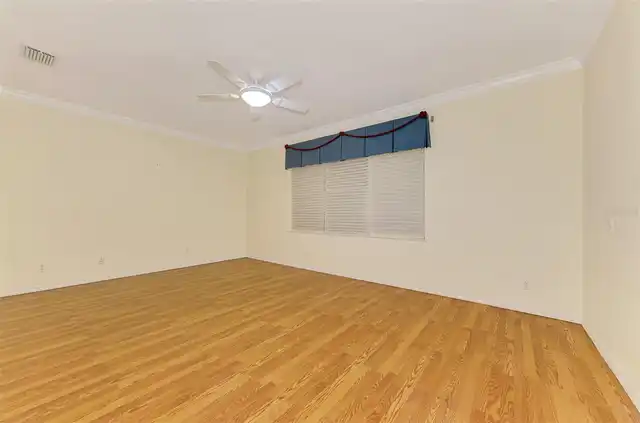 Listing Photo 35