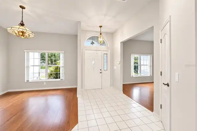 Listing Photo 6