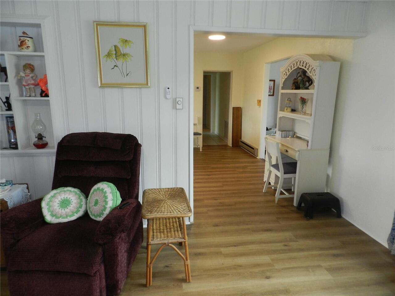 Listing Photo 12