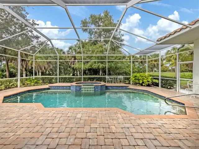 Listing Photo 18