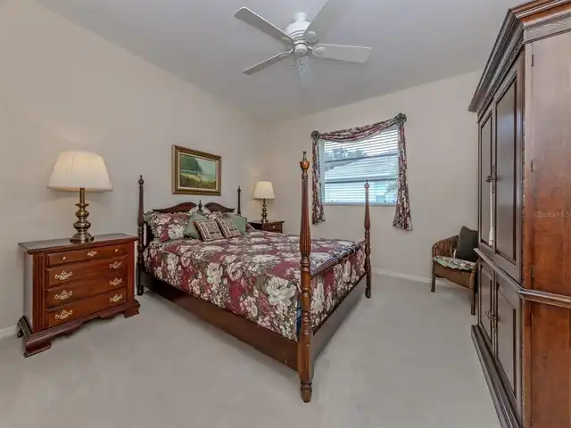 Listing Photo 24
