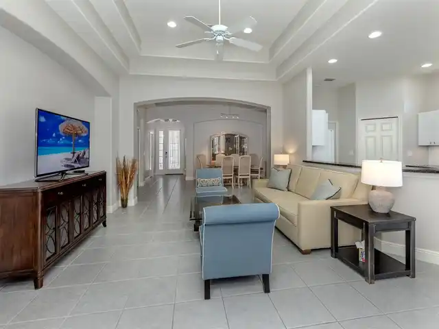 Listing Photo 7