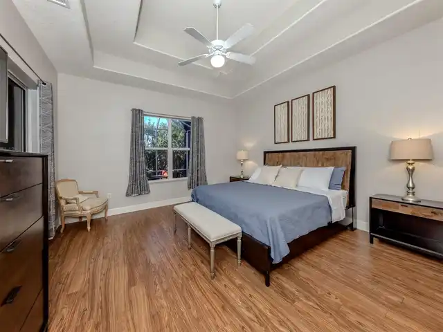 Listing Photo 15