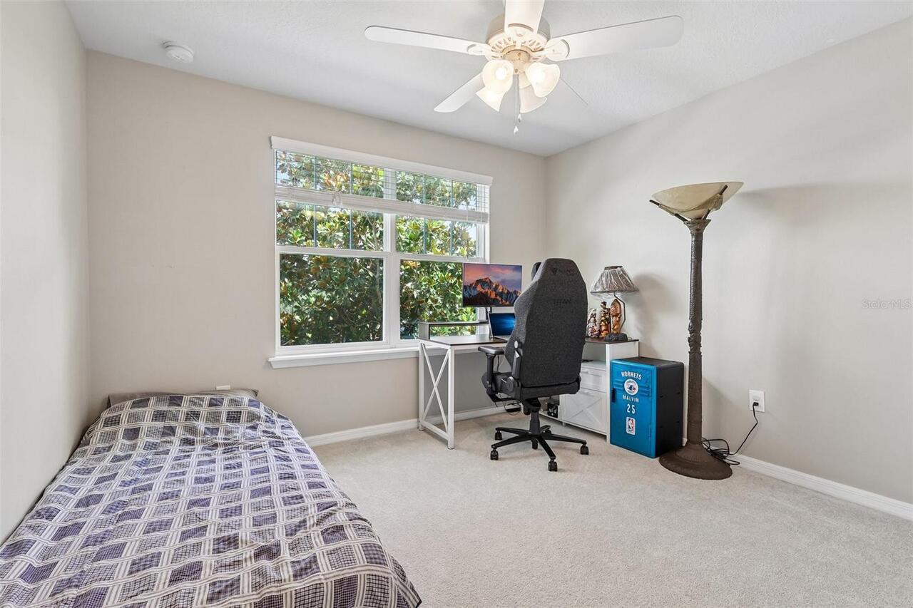 Listing Photo 16