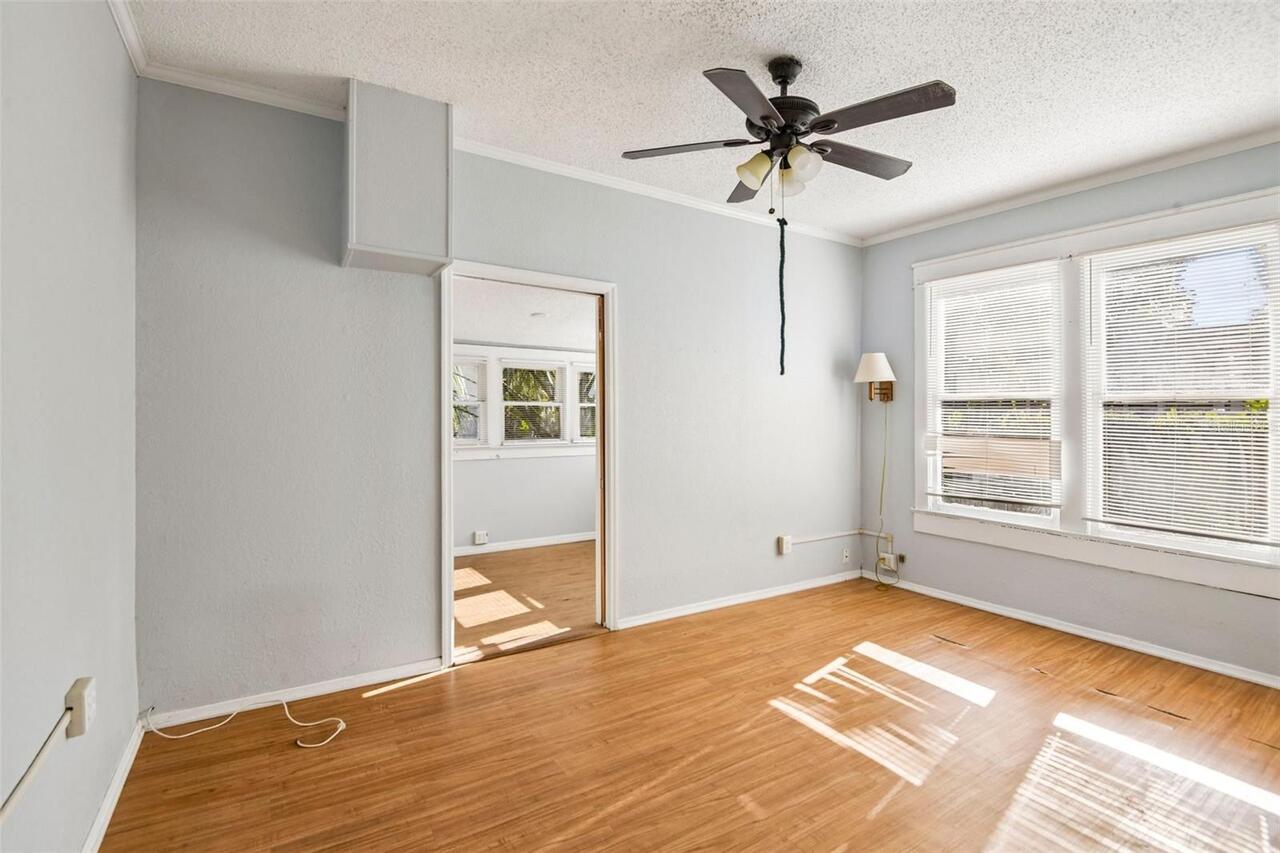 Listing Photo 10