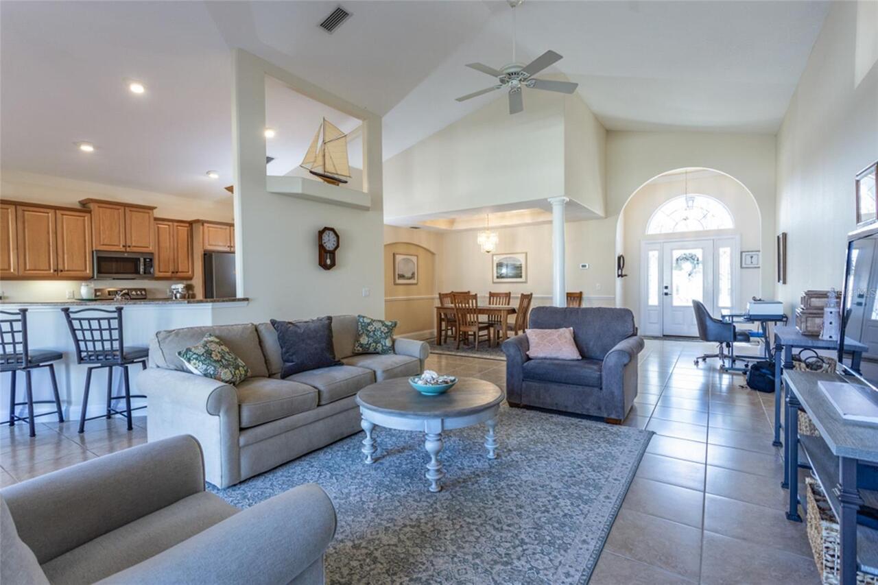 Listing Photo 10