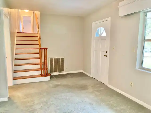 Listing Photo 16