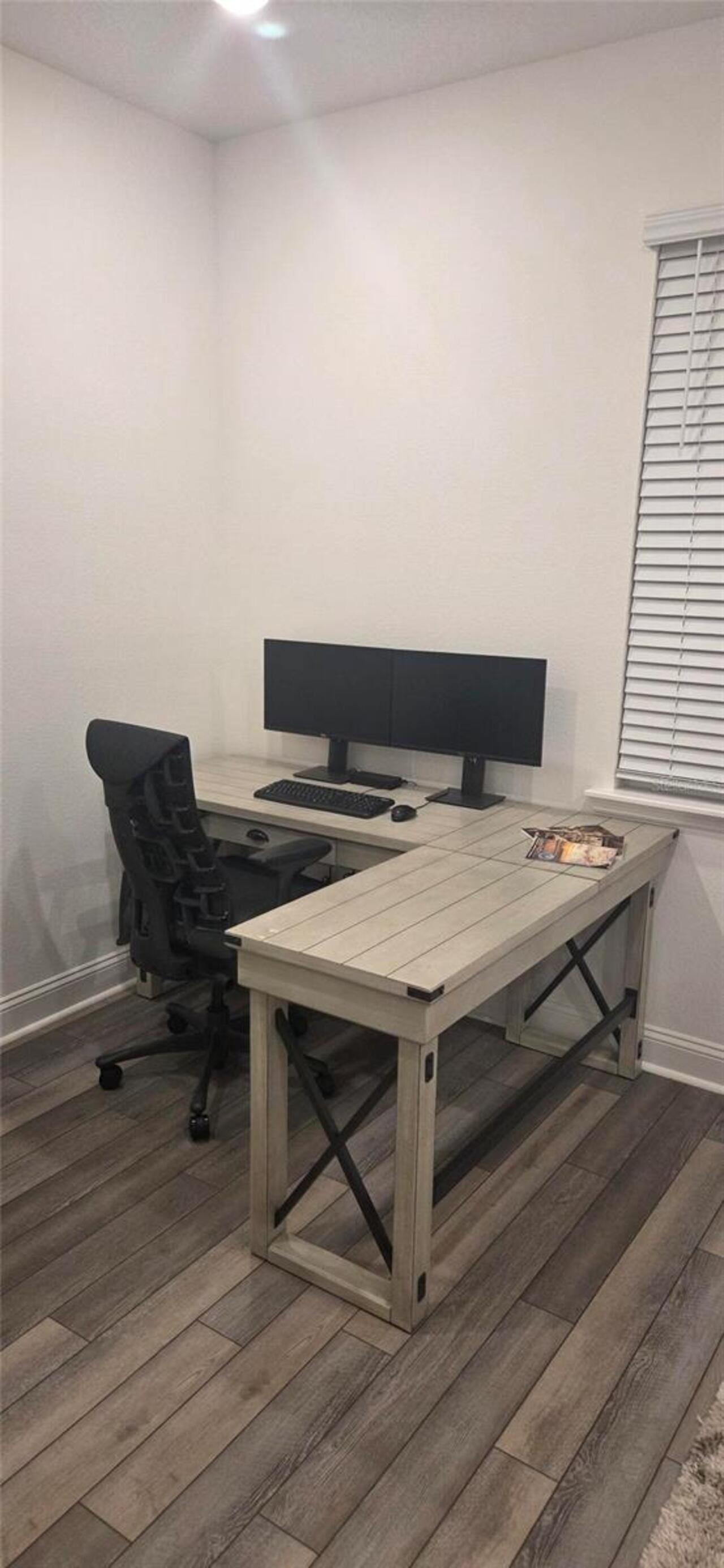 Listing Photo 18