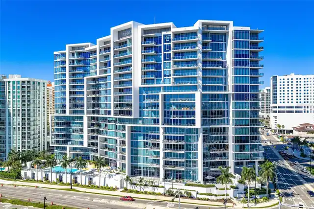 Sarasota Real Estate