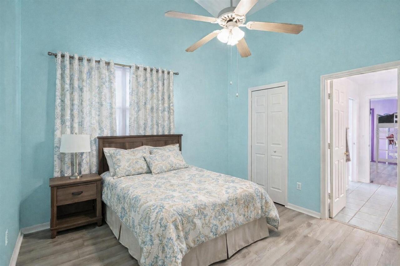 Listing Photo 14