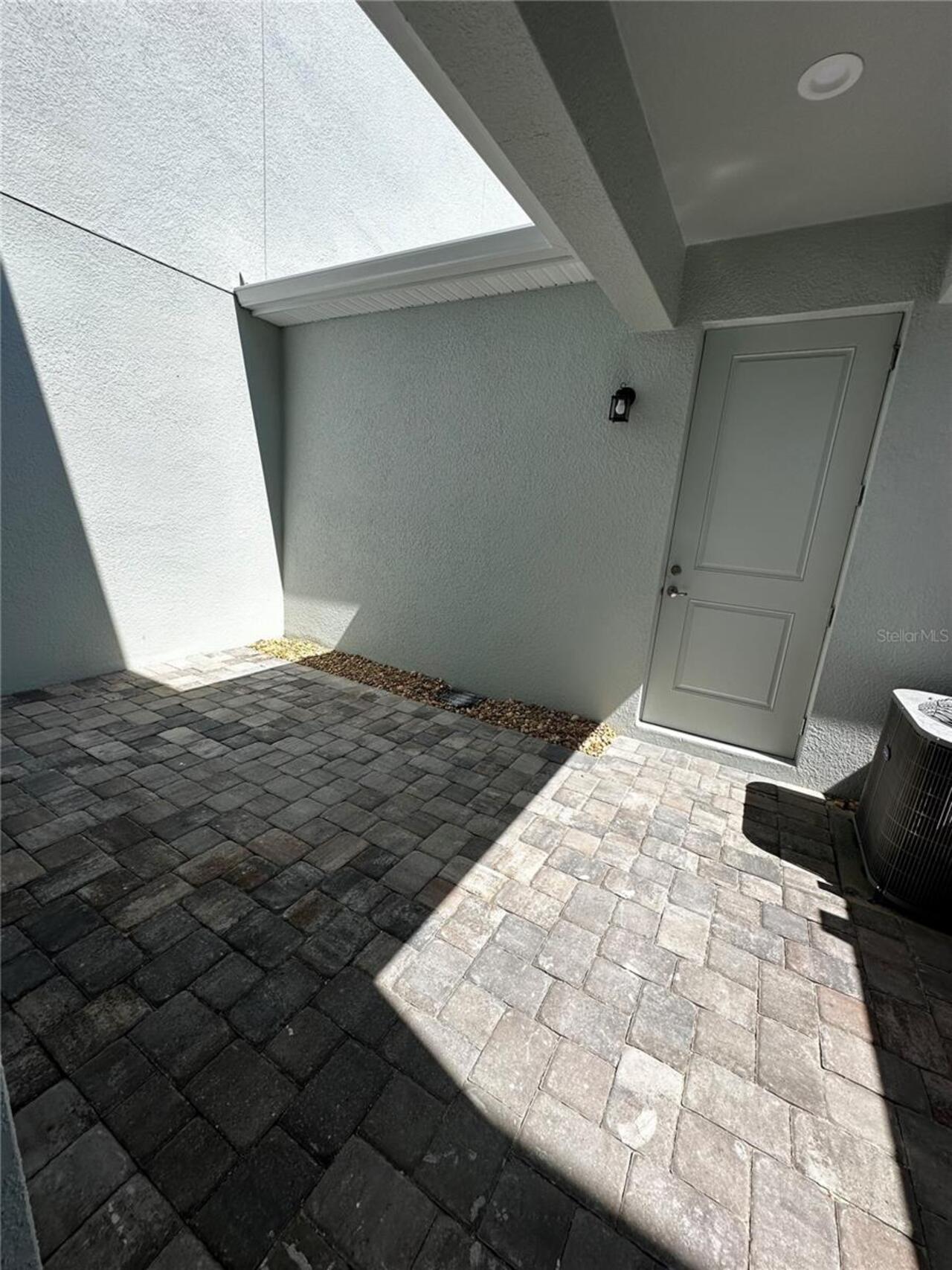 Listing Photo 24