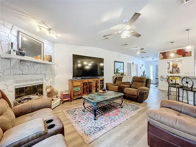 Listing Photo 21