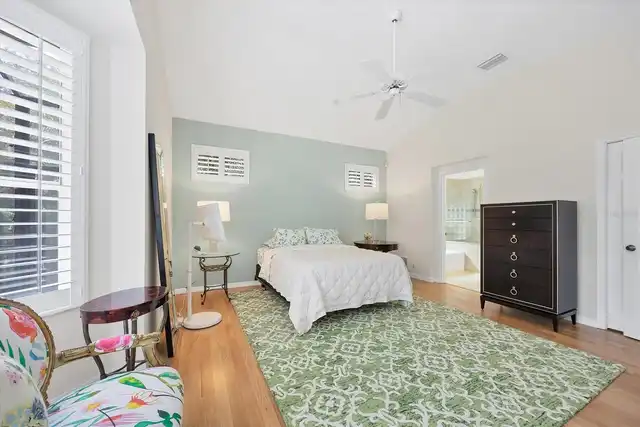 Listing Photo 21