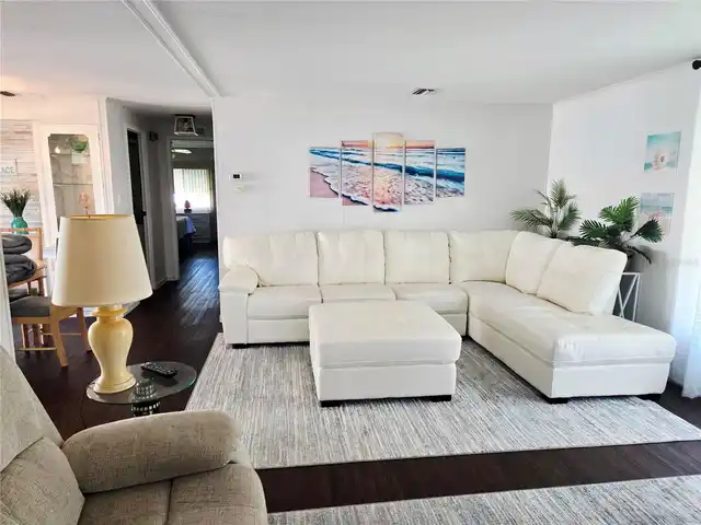 Listing Photo 7