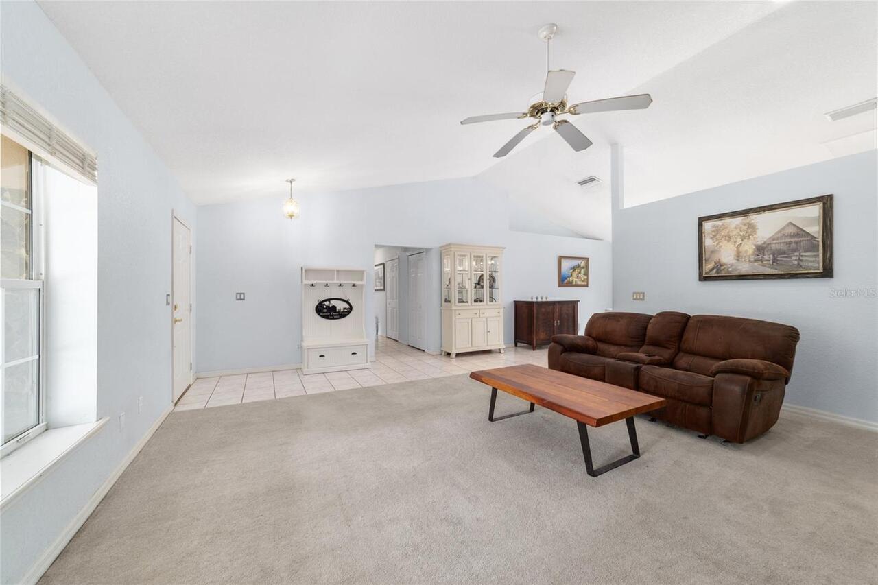 Listing Photo 14