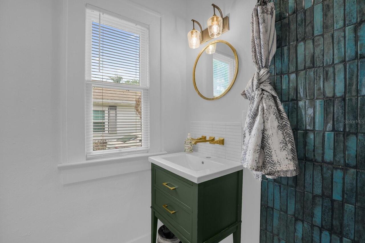 Listing Photo 15